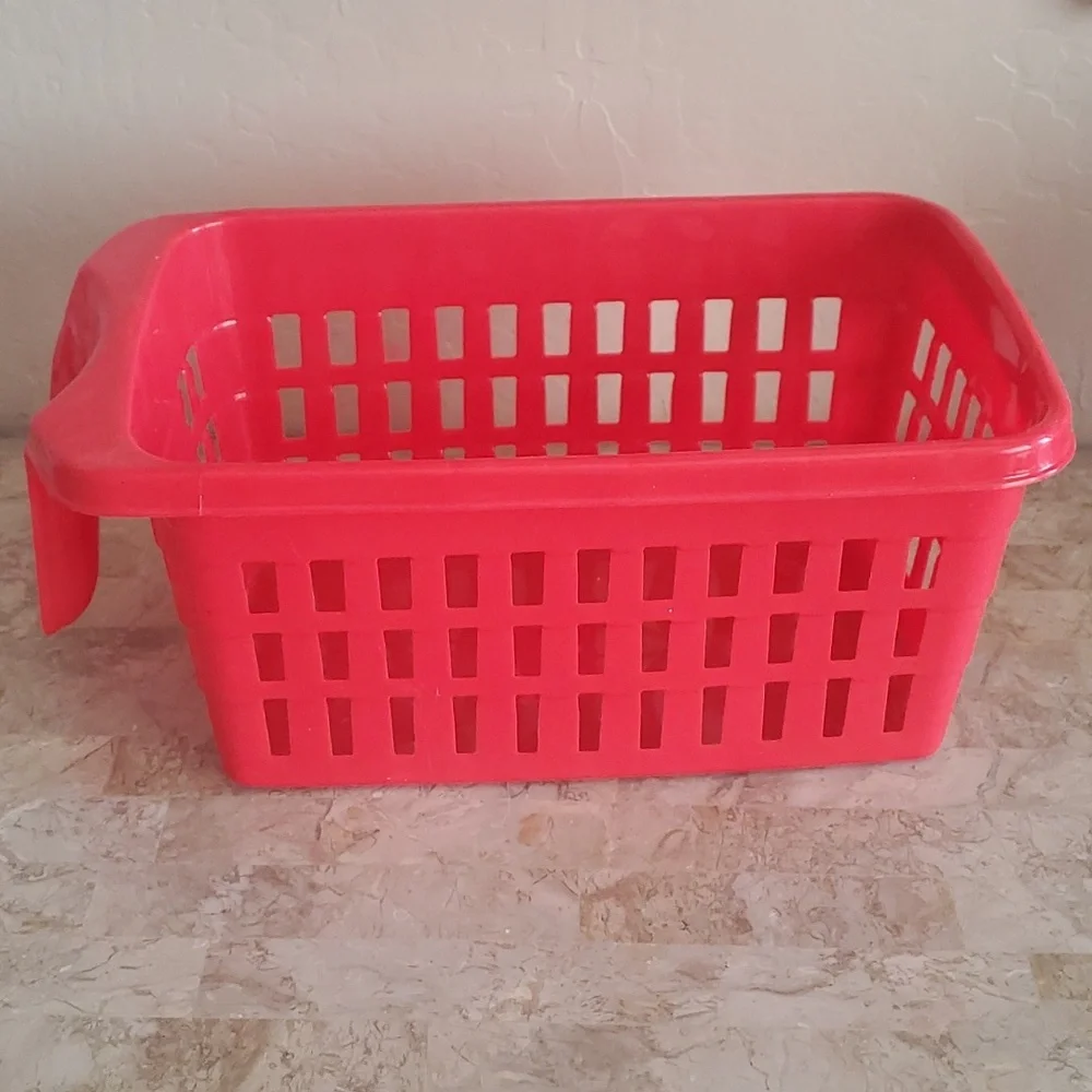 Red Plastic Basket w/handle
